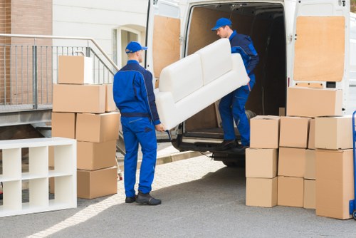 Moving van service for Camden streets and residential moves